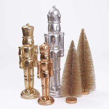 Member-s-Mark-Nutcracker-Decor-Set-of-5-4-_2 - Brands For Less USA